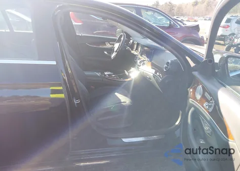 2019 Mercedes-Benz E 300 4Matic from USA, damaged, VIN WDDZF4KB8KA548777